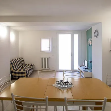 Casa Gardan 別荘 レヴァント