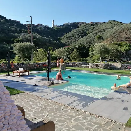 Casa Gardan ليفانتو